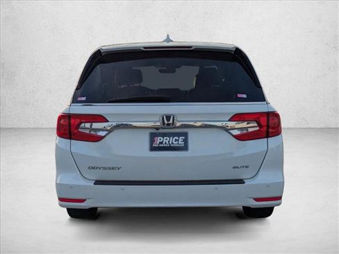 Used 2019 Honda Odyssey Elite image 7