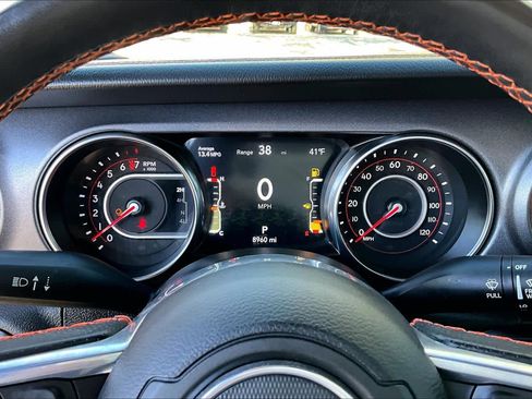 Used 2021 Jeep Gladiator Mojave image 24