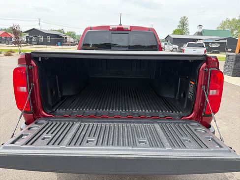 Used 2019 Chevrolet Colorado Z71 AWD/4WD image 18