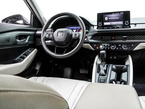 Used 2023 Honda Accord EX image 24