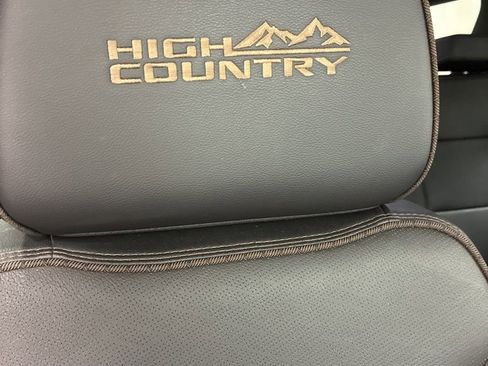 Used 2022 Chevrolet Tahoe High Country image 37