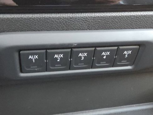 New 2025 GMC Sierra 2500 SLT w/ SLT Premium Package image 10