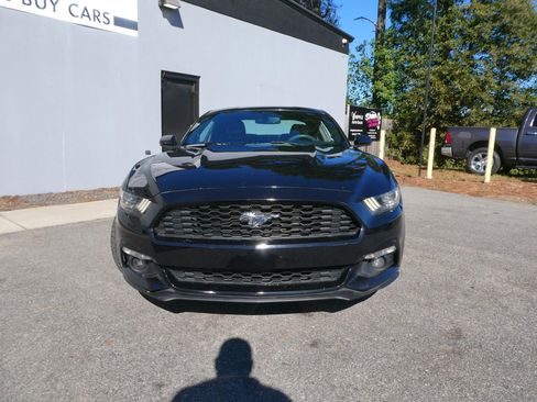 Used 2016 Ford Mustang Premium image 2