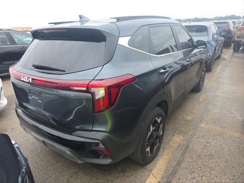 Used 2025 Kia Seltos EX w/ EX Sunroof Package FWD image 10
