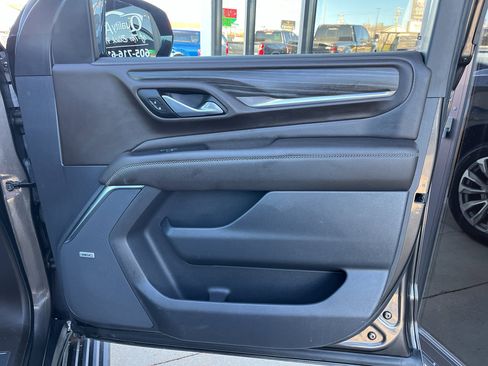 Used 2021 GMC Yukon Denali image 16