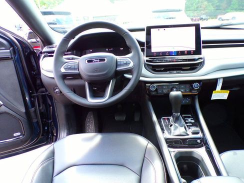 New 2026 Jeep Compass Limited w/ Sun, Sound & Navigation Group AWD/4WD image 20