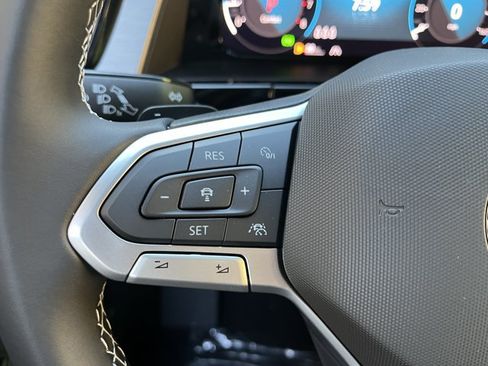 New 2026 Volkswagen Atlas Cross Sport SE AWD/4WD image 17