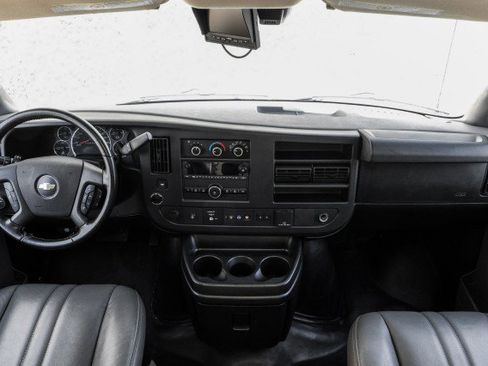 Used 2021 Chevrolet Express 3500 w/ Power Convenience Package RWD image 13