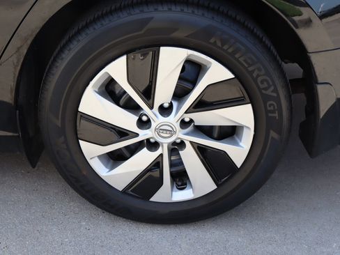 Used 2023 Nissan Altima 2.5 S FWD image 24