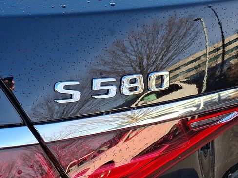 Used 2022 Mercedes-Benz S 580 4MATIC Sedan image 33
