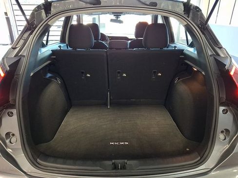 Used 2023 Nissan Kicks SV FWD image 25