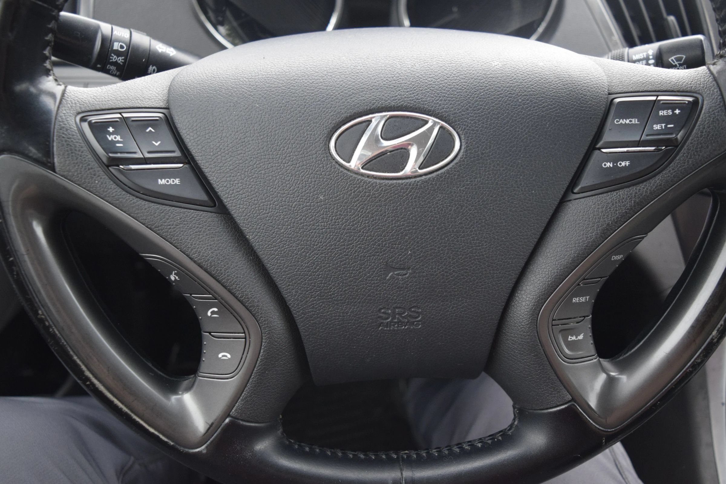 Used 2015 Hyundai Sonata Limited w/ Option Group 02 FWD image 13