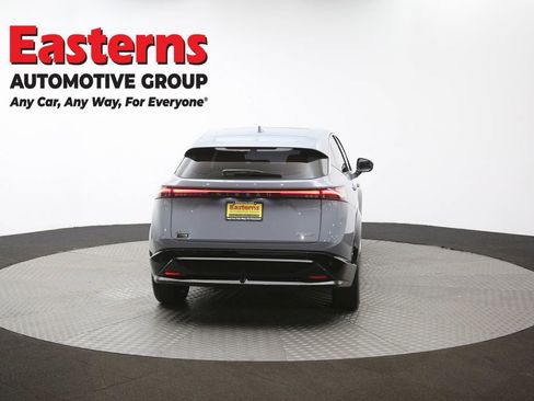 Used 2024 Nissan Ariya FWD image 41