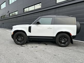Used 2024 Land Rover Defender 90 X-Dynamic SE video 2