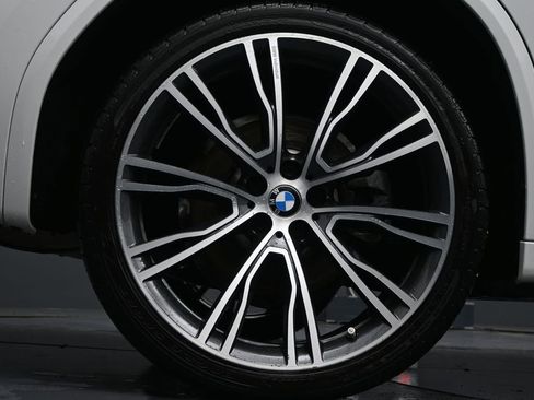 Used 2022 BMW X3 sDrive30i w/ M Sport Package 2 RWD image 9