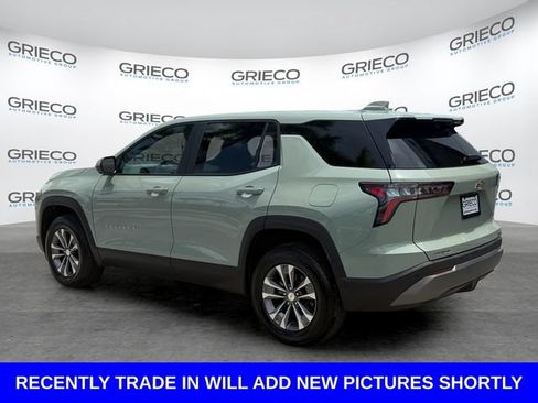 Used 2025 Chevrolet Equinox LT w/ Safety and Technology Package FWD image 5