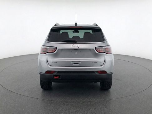 Used 2025 Jeep Compass Trailhawk image 7