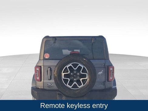 Used 2023 Ford Bronco Outer Banks image 6