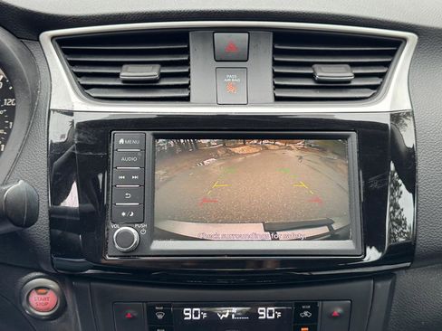 Used 2019 Nissan Sentra SV w/ Special Edition Package image 17