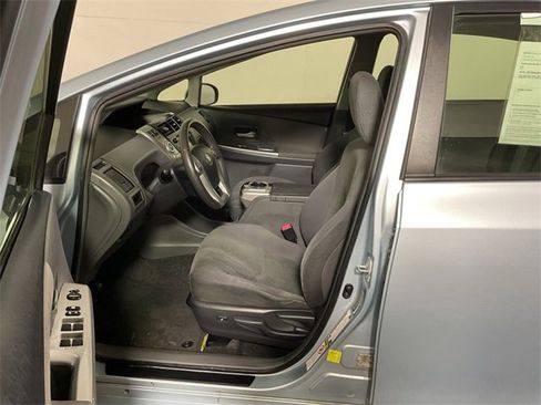 Used 2014 Toyota Prius V Two image 15