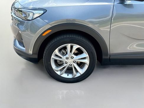 Used 2022 Buick Encore GX Preferred w/ Cold Weather Comfort Package AWD/4WD image 3