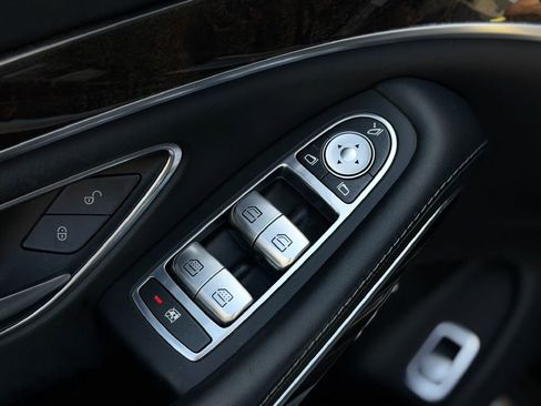 Used 2015 Mercedes-Benz S 63 AMG 4MATIC Sedan image 18