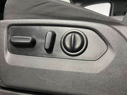 Used 2022 Chevrolet Silverado 3500 LT w/ Convenience Package image 25