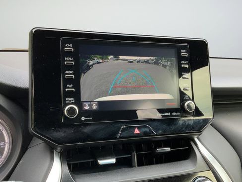 Used 2022 Toyota Venza XLE AWD/4WD image 17
