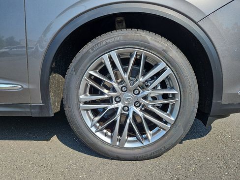 Certified 2023 Acura MDX SH-AWD w/ Advance Package image 9