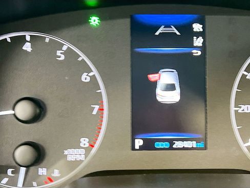 Used 2024 Toyota Corolla LE FWD image 12
