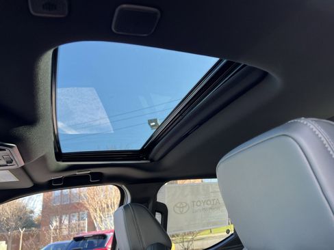 New 2026 Toyota Tacoma TRD Off-Road w/ TRD Off Road Premium Package image 18