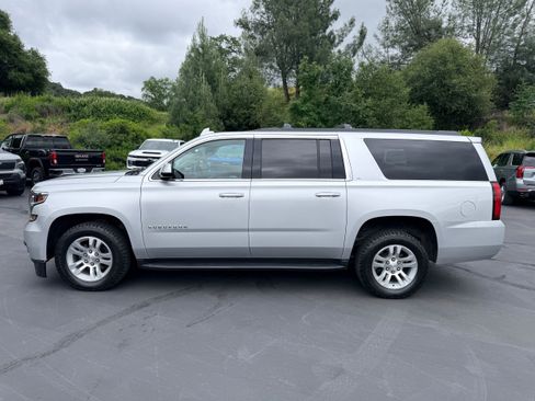 Used 2019 Chevrolet Suburban LT AWD/4WD image 1