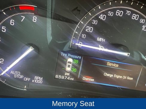 Used 2017 Cadillac XT5 Luxury w/ Driver Awareness Package FWD image 18