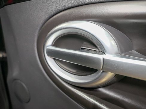 Used 2005 Chevrolet SSR LS 2dr Regular Cab Convertible w/ Preferred Equipment Group image 37