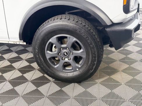 Used 2025 Ford Bronco Big Bend image 14