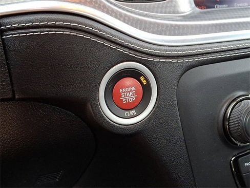 Used 2022 Dodge Charger SRT Hellcat w/ Harman/Kardon Audio Group image 25