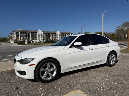 Used 2015 BMW 320i 320i 4dr Sedan image 4