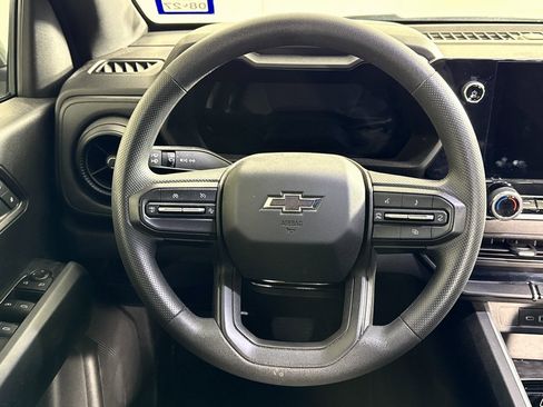 Used 2025 Chevrolet Colorado Trail Boss image 23