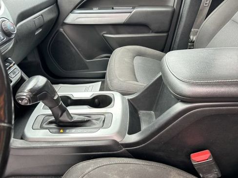 Used 2020 Chevrolet Colorado LT w/ Safety Package AWD/4WD image 24