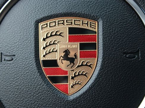Used 2020 Porsche Macan AWD/4WD image 21