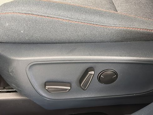 Certified 2024 Ford Maverick XLT w/ XLT Luxury Package image 25