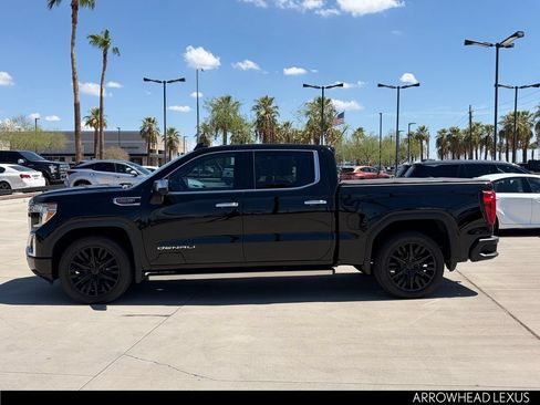 Used 2019 GMC Sierra 1500 Denali w/ Denali Ultimate Package AWD/4WD image 3