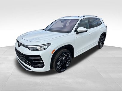 New 2026 Volkswagen Tiguan SEL R-Line