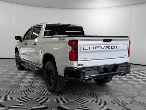 Used 2019 Chevrolet Silverado 1500 Custom Trail Boss w/ Custom Convenience Package AWD/4WD image 6