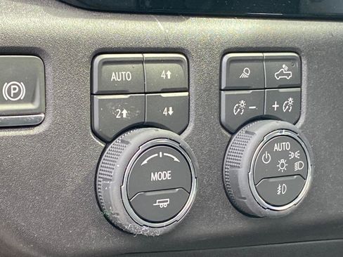 New 2026 Chevrolet Silverado 1500 LTZ AWD/4WD image 18