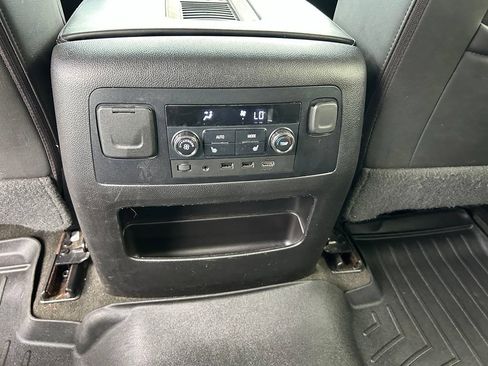Used 2018 GMC Yukon Denali w/ Open Road Package AWD/4WD image 49