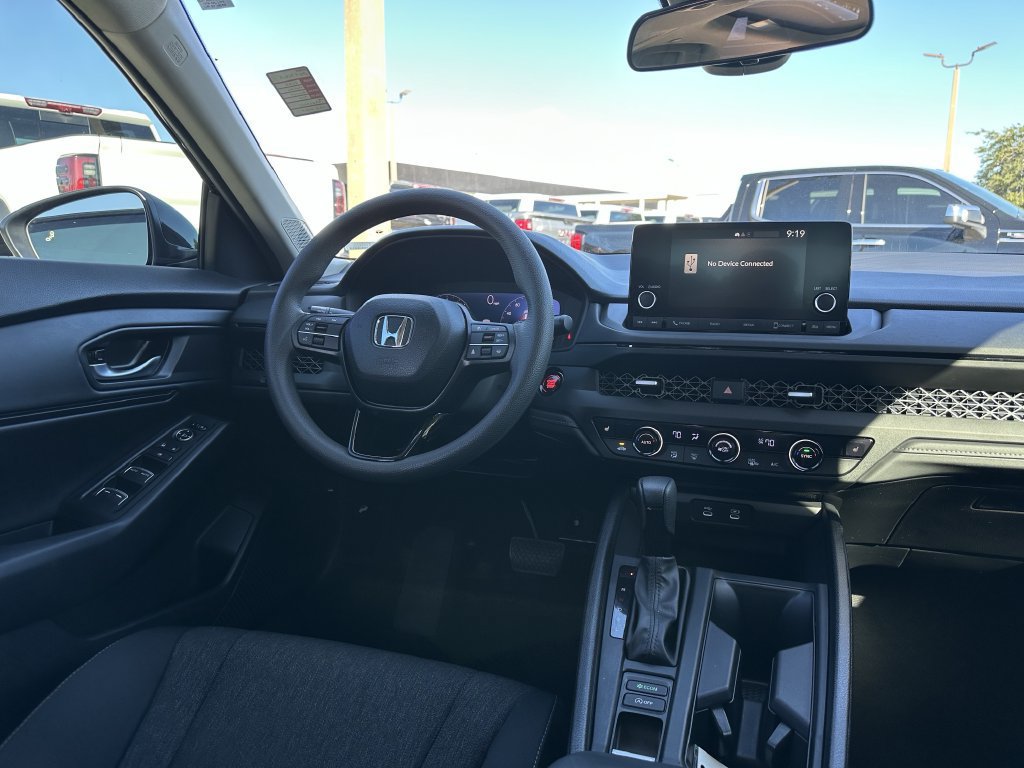 Used 2025 Honda Accord SE image 14