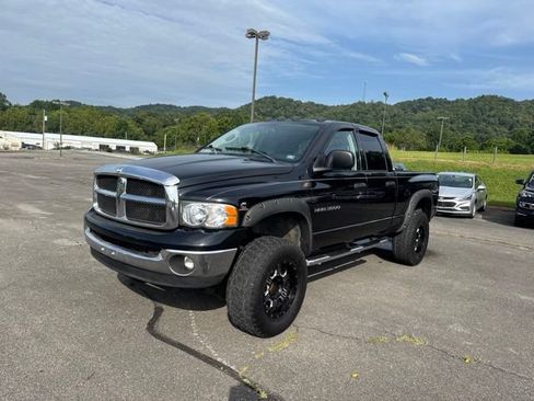 Used 2004 Dodge Ram 3500 Truck SLT w/ Trailer Tow Group AWD/4WD image 4