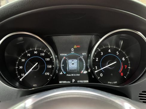 Used 2018 Jaguar F-PACE S AWD/4WD image 14