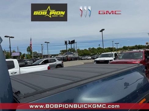 New 2026 GMC Sierra 3500 Denali Ultimate w/ LPO, Black Badging Package AWD/4WD image 5
